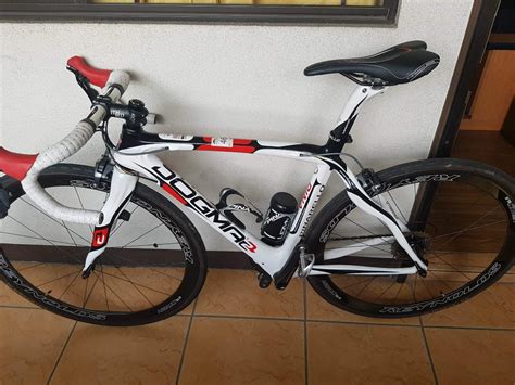 Pinarello Dogma Road Bike, Sports Equipment, Bicycles & Parts, Bicycles on Carousell