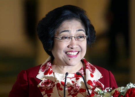 Classify former Indonesian President Megawati Sukarnoputri