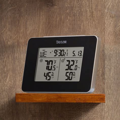 Wireless Indoor/Outdoor Weather Station & Hygrometer | 1731 | TAYLOR – Taylor USA