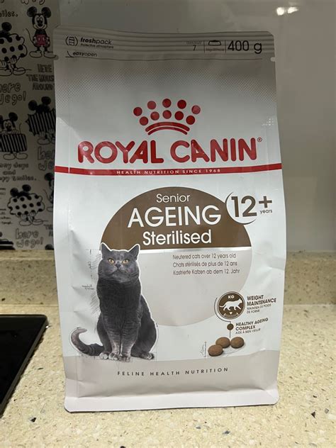 Royal Canin Senior Cat Biscuit 400g, Pet Supplies, Pet Food on Carousell