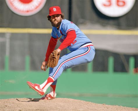 Bruce Sutter, Hall of Fame pitcher and Cy Young winner, dies at 69