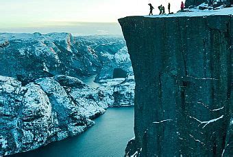 Klif Preikestolen - Norwegia - Przewodnik Turystyczny