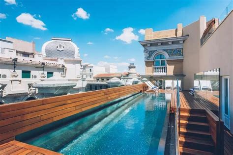 The Top Luxury Hotels with Rooftop Swimming Pools in Madrid - World ...