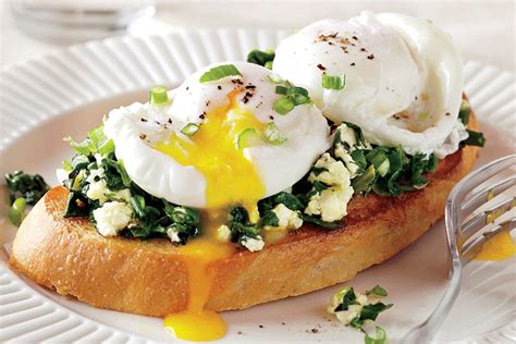 Poached Eggs on Spinach-Feta Toast | Canadian Living