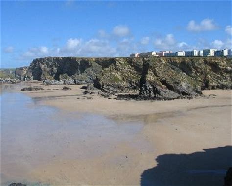 Whipsiderry Beach Information - Cornwall Beach Guide