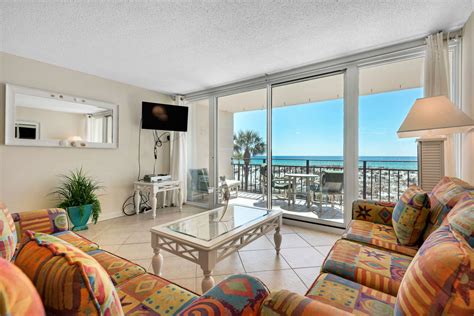 Browse Our 30-Day Fort Walton Beach Accommodations | Breakers FWB