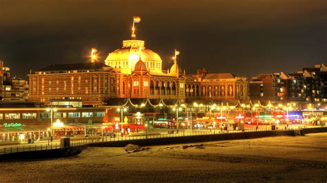 Scheveningen Beach, Hague holiday accommodation: holiday houses & more ...