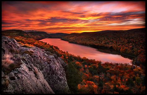 Lake of The Clouds by Lukasz Razny - Photo 54733330 - 500px | Pretty places, Lake, Places to go