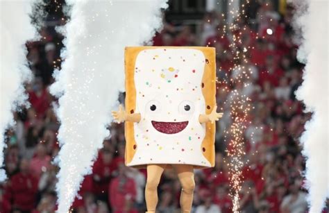 Edible Pop-Tarts Bowl mascot amongst leading bowl season food events ...