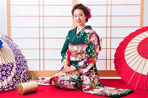 18 Customs and Traditions That Represent Japanese Culture - The Strong Traveller