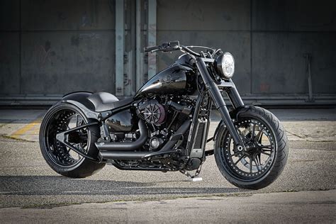 Rick`s Motorcycles - Black Beast