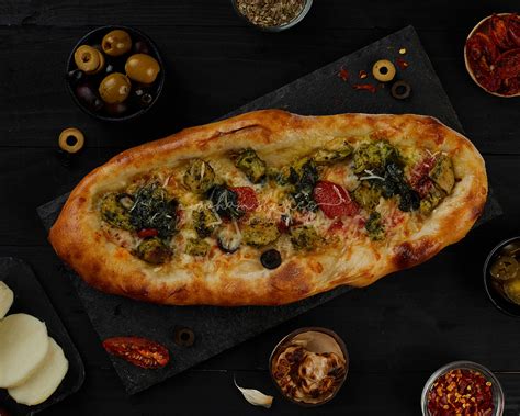 Toscano India - Garlic Breads on Behance