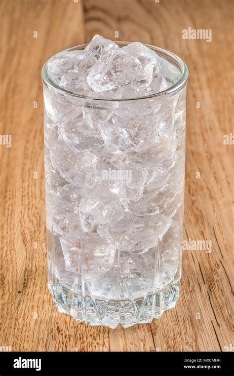 Ice cold water hi-res stock photography and images - Alamy