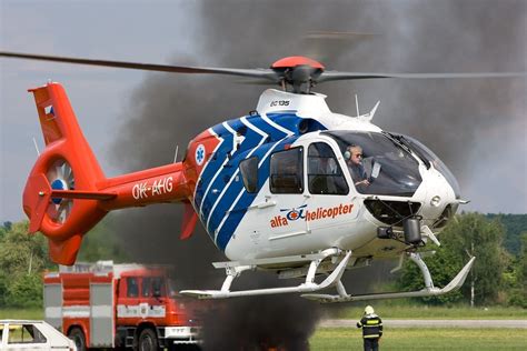 Eurocopter EC135 | Helicopteros, Vehiculos