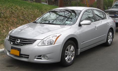 2012 Nissan Altima - Information and photos - MOMENTcar