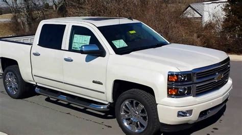 Chevrolet Silverado Sport - reviews, prices, ratings with various photos