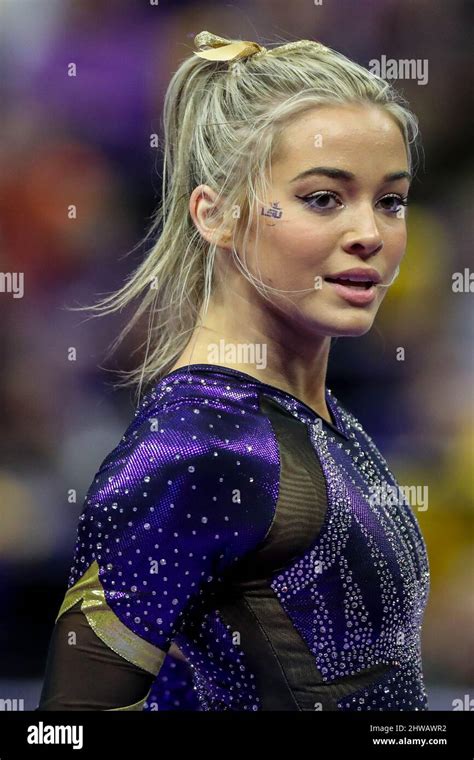 Baton Rouge, LA, USA. 4th Mar, 2022. LSU's Olivia Dunne competes on her ...