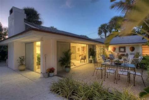 Tucker Carlson’s Houses Will Shock You - Clearwater Beach Real Estate