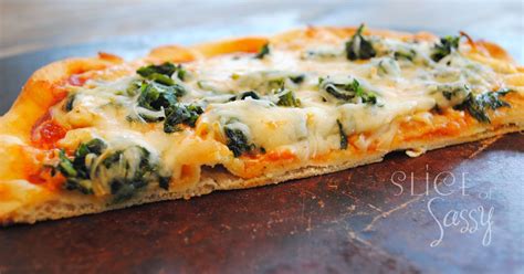 Slice of Sassy: Spinach Pesto Pizza