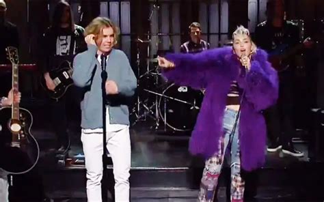 Miley Cyrus Gets Lost During Mother's Day Special SNL Performance