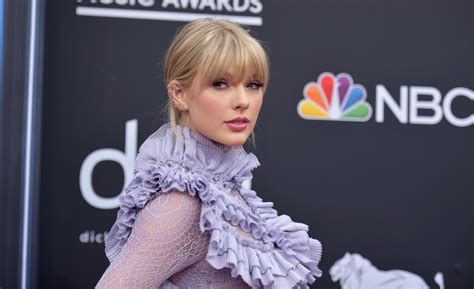 Taylor Swift hints at Scottish gig as she talks new single 'You Need To ...