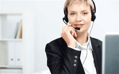 How To Choose a Phone Answering Service For Lawyers?