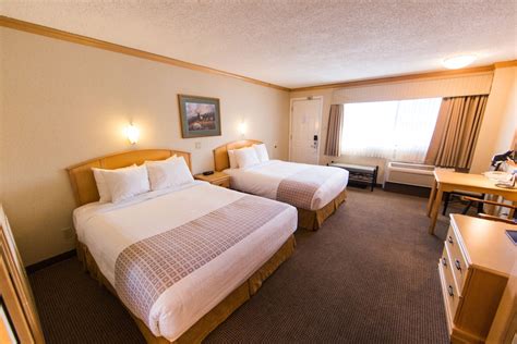 Mount Robson Inn Jasper, Alberta, CA - Reservations.com