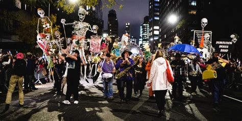 Village Halloween Parade in NYC 2021 • The Complete Guide