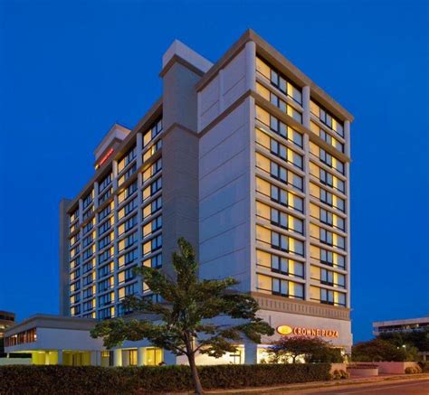 Crowne Plaza Hotel Old Town Alexandria in Alexandria (VA) - Room Deals, Photos & Reviews