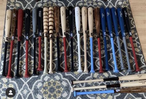 CUSTOM WOOD BATS $70.00 ENGRAVING & PAINT INCLUDED