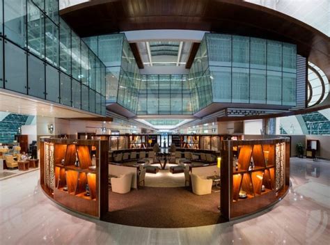 Emirates Airlines' first class lounge returns to Dubai - Luxus Plus