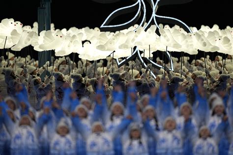 Photos: Opening ceremony of the 2022 Winter Olympics - Los Angeles Times