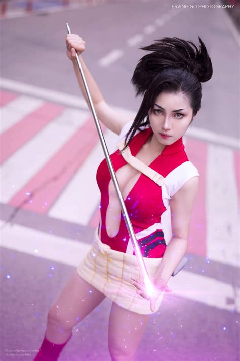 Momo Yaoyorozu Cosplay by Roxanne Kho [self] : r/BokuNoHeroAcademia