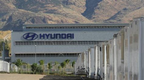 Hyundai, South Korea eye deal on low-cost carmaking venture despite union dissent