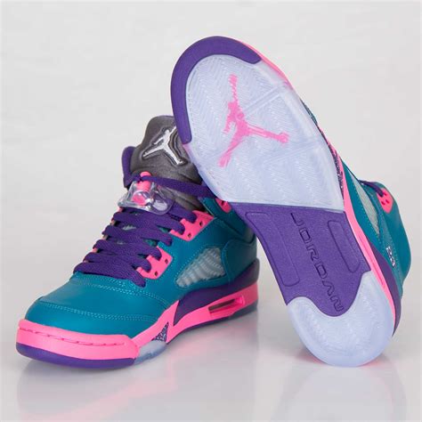 Brand jordan Girls Air Jordan 5 Retro (GS) - 440892-307 ...