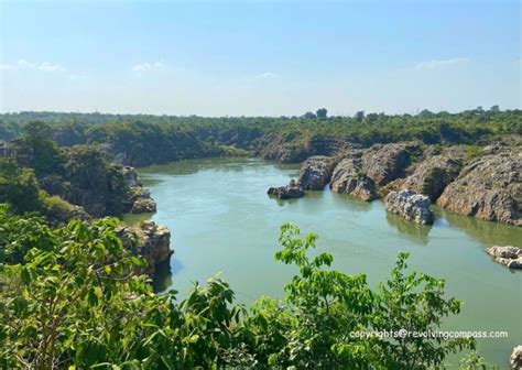 A trip to Bhedaghat - the stunning world of marble rocks, waterfalls ...