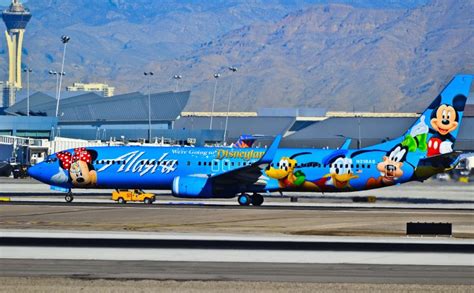 Alaska Airlines Disney Jet "Spirit of Disneyland II" Boeing 737-900