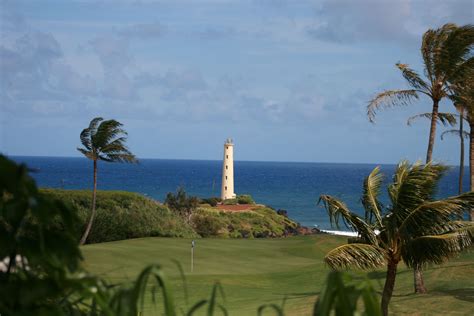 The Nawiliwili Lighthouse in Kauai | Favorite places, Lighthouse ...