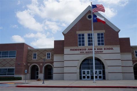 FRIENDSWOOD JUNIOR HIGH SCHOOL - Updated December 2024 - 1000 Manison Pkwy, Friendswood, Texas ...