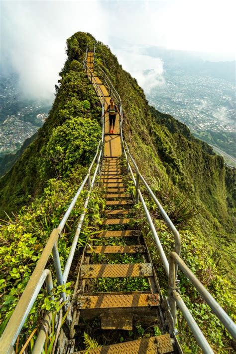 THE STAIRWAY TO HEAVEN OAHU,HAWAII - Journey Era