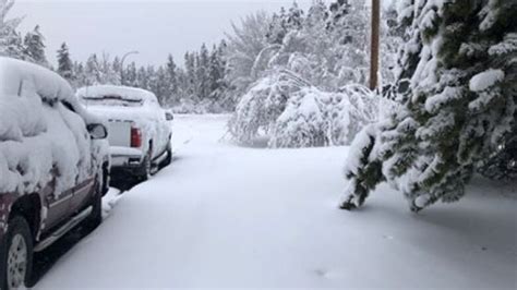 Heavy snowfall in northwestern Canada left thousands without power ...