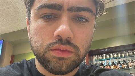 Mizkif Claims Twitch Is 'Hemorrhaging Money' In Frustrated Stream - SVG - TrendRadars