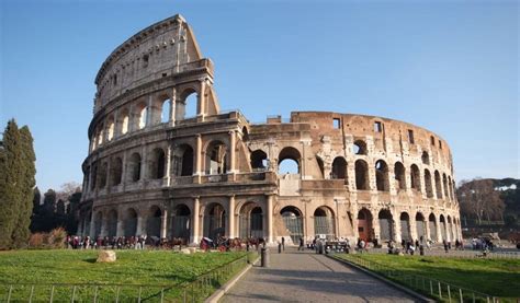 11 Incredible Hotels Near the Colosseum, Rome - untolditaly.com