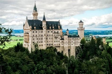 Neuschwanstein Castle Tour: One of the Most Famous Castles in Germany ...