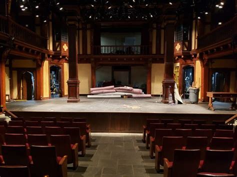 FOLGER SHAKESPEARE LIBRARY / FOLGER THEATRE - 119 Photos & 71 Reviews - 201 E Capitol St SE ...