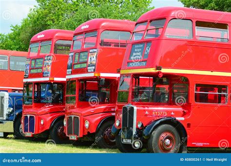 London red buses editorial photo. Image of buses, line - 40800261