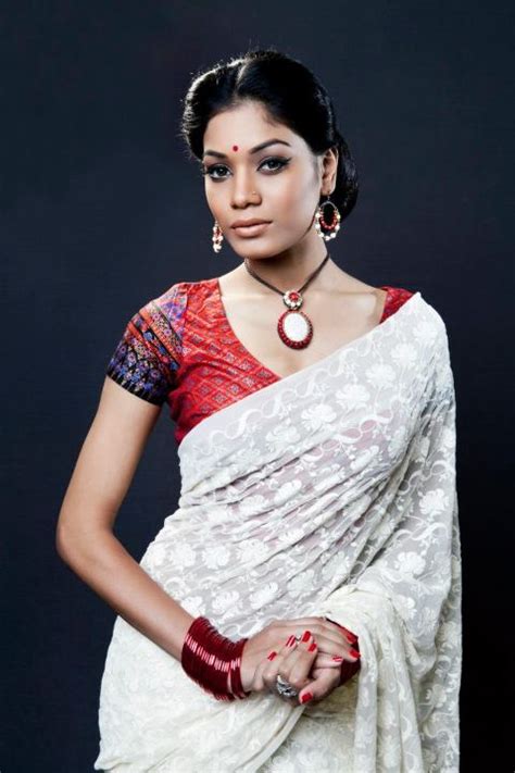 Bangladeshi Celebrity News Fashion and Entertainment: Boishaki saree bangali narir ohonkar