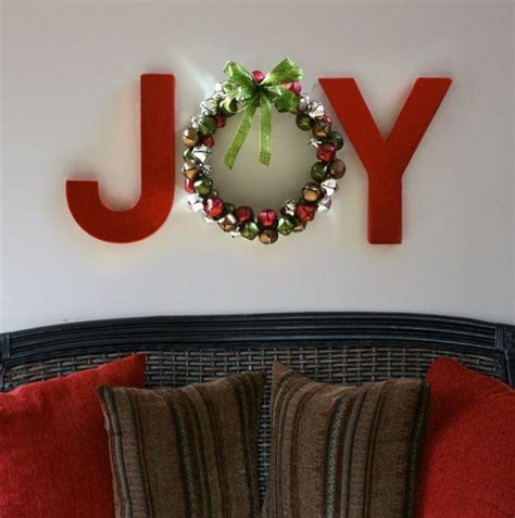 22 Best Christmas Wall Decor Ideas | Decor Or Design