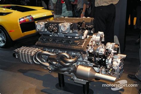 V12 Engine | The Lamborghini Murcielago V12 engine | Engineering ...