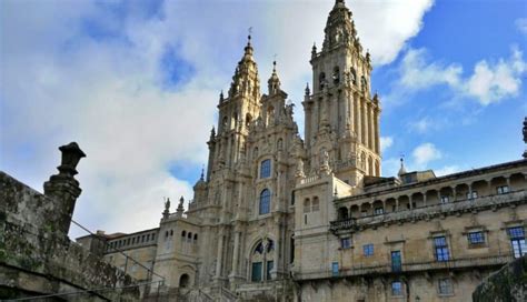 What to Do In Santiago de Compostela after walk the Camino